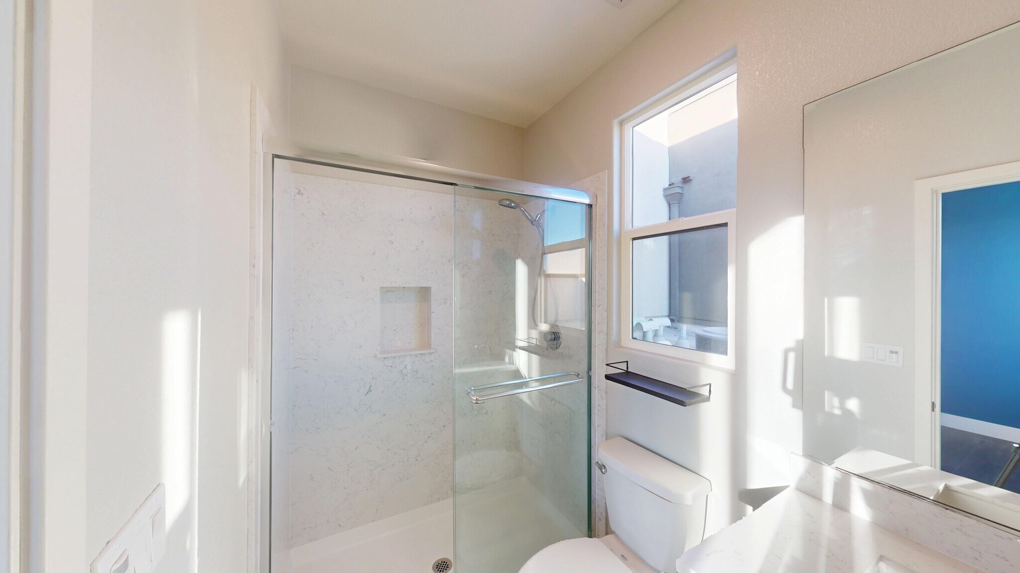 Building Photo - 44819 S Grimmer Blvd