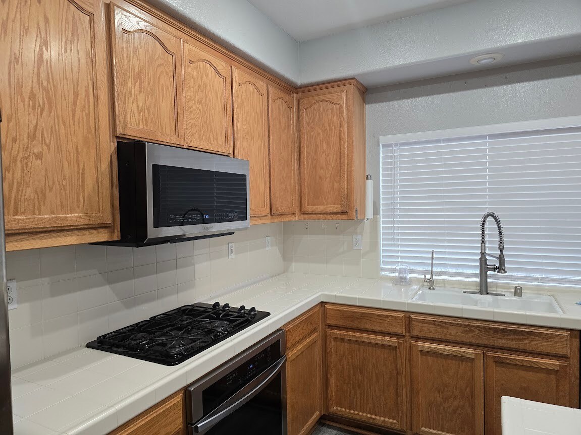 Building Photo - 1176 Junction Dr