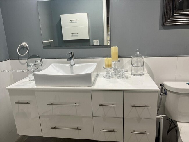 Building Photo - 9702 Costa Del Sol Blvd