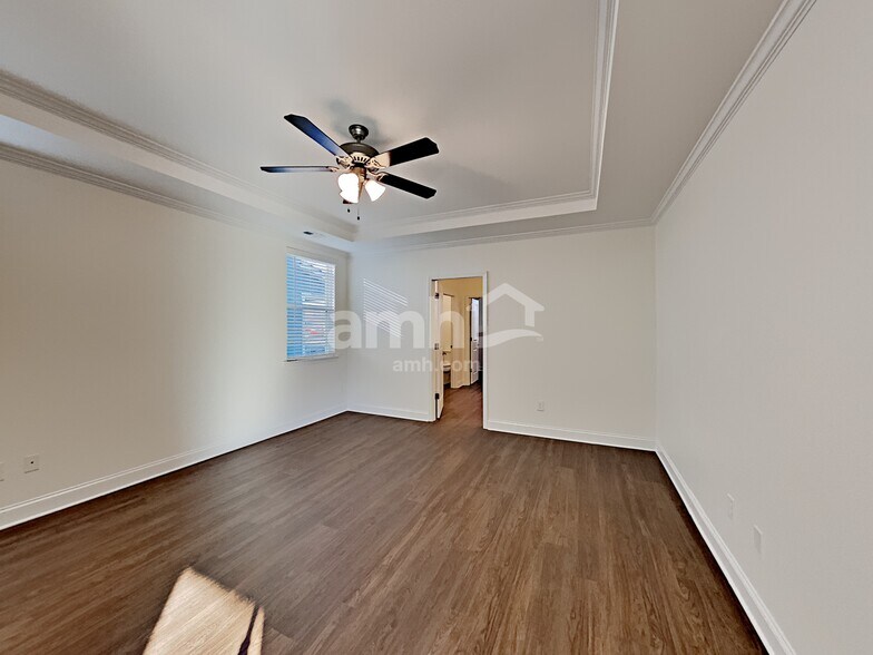 Building Photo - 201 Stowe Rd