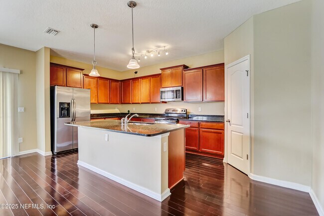 Building Photo - 16271 Dowing Creek Dr