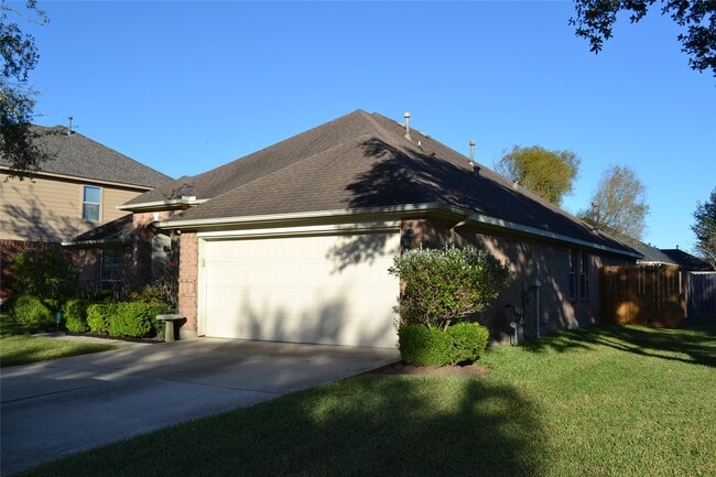 Building Photo - 1909 Highland Point Ct