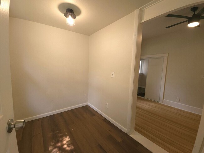 Building Photo - 2473 20th St