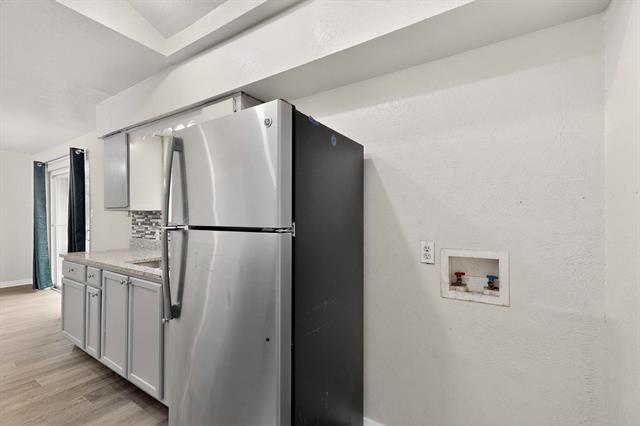 Building Photo - 524 Longridge Dr