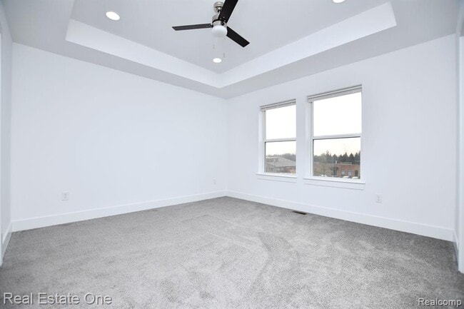 Building Photo - 2904 Zana Dr