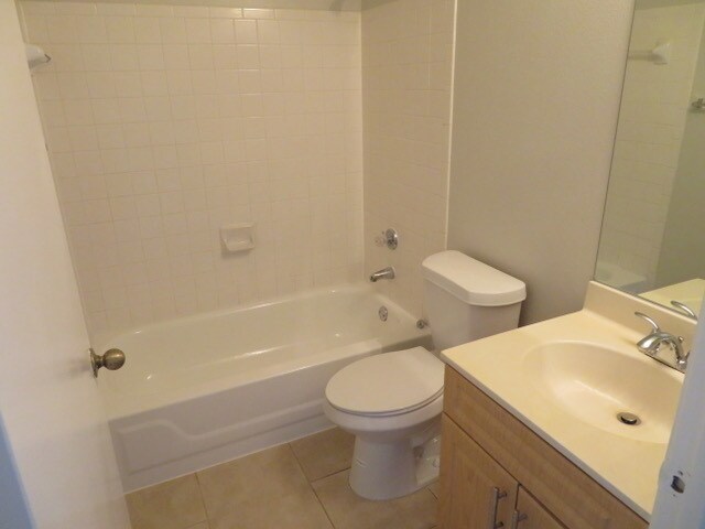 Building Photo - Great unit in Coral Springs