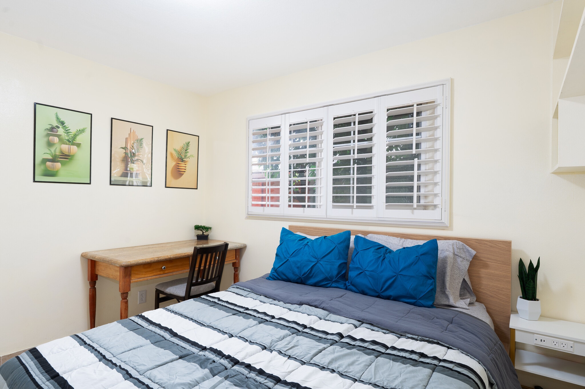 Building Photo - 12212 Buaro St