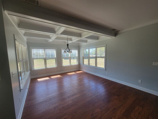 Building Photo - 135 Langfuhr Way