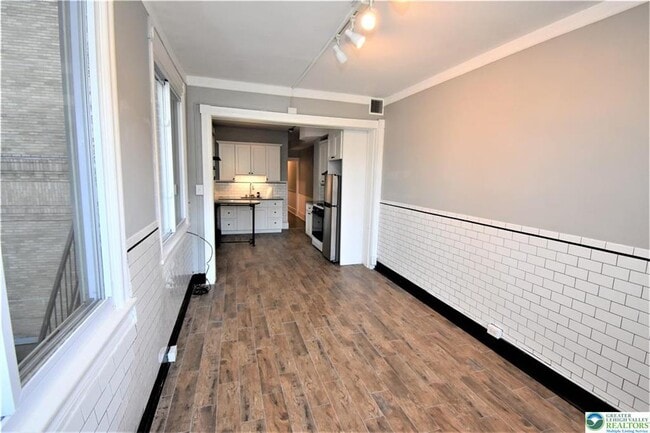 Building Photo - 61 N 4th St