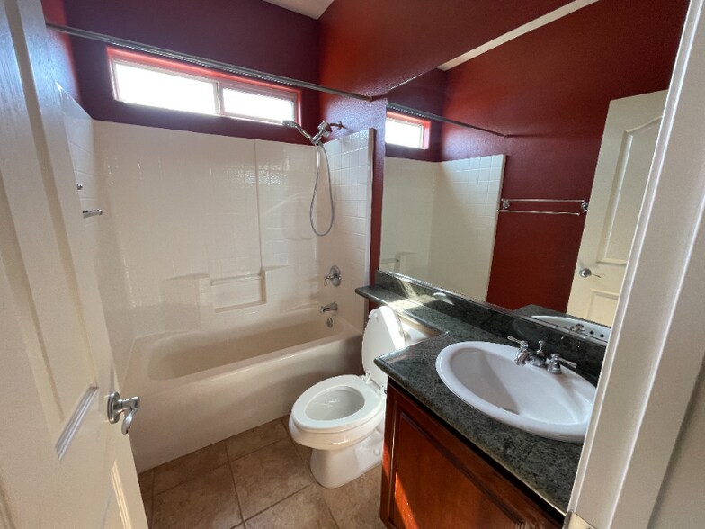 Building Photo - 11493 Roncat Ct