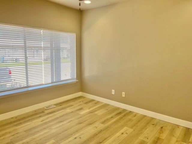 Building Photo - West Park Town House #72