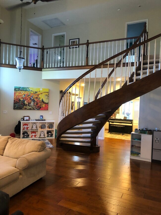 Building Photo - 3331 Grosbeak Ct