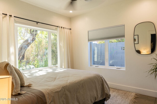 Building Photo - 68 W Lewis Ave