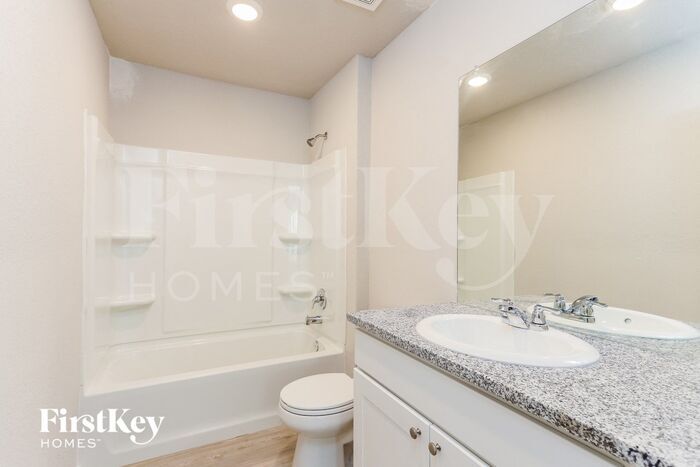Building Photo - 4546 Meadowland Pl