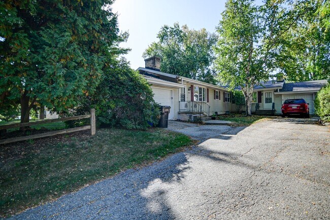 Building Photo - Katzfey-6715-6717 Century Ave