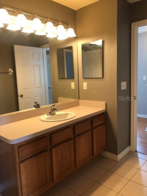 Building Photo - 11050 Black Swan Ct
