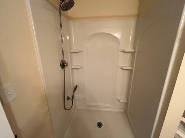 Building Photo - 12 New Zealand Rd