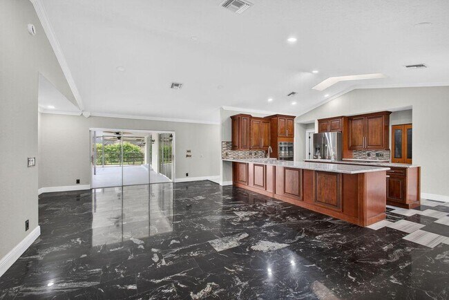 Building Photo - 1295 Longlea Terrace