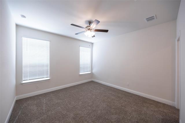 Building Photo - 1530 Lake District Dr