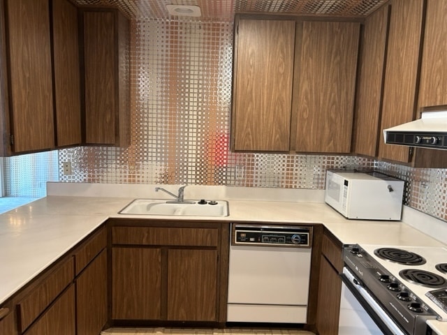 Building Photo - 2604 N Whitewater Club Dr