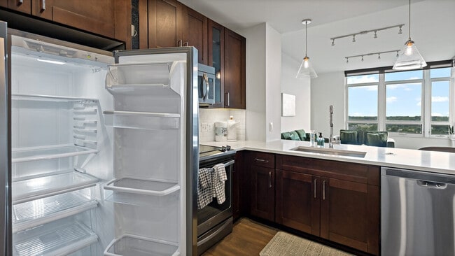 Building Photo - 1544 Spring Gate Dr.