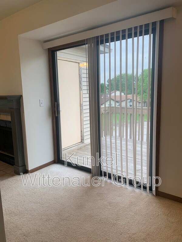 Building Photo - 285 Eagle Ridge