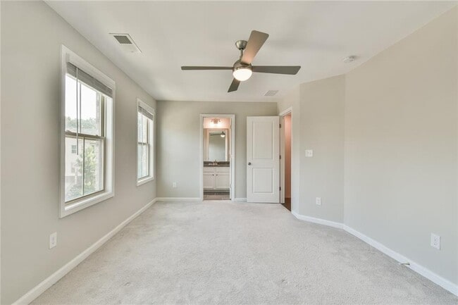 Building Photo - 377 Provenance Dr