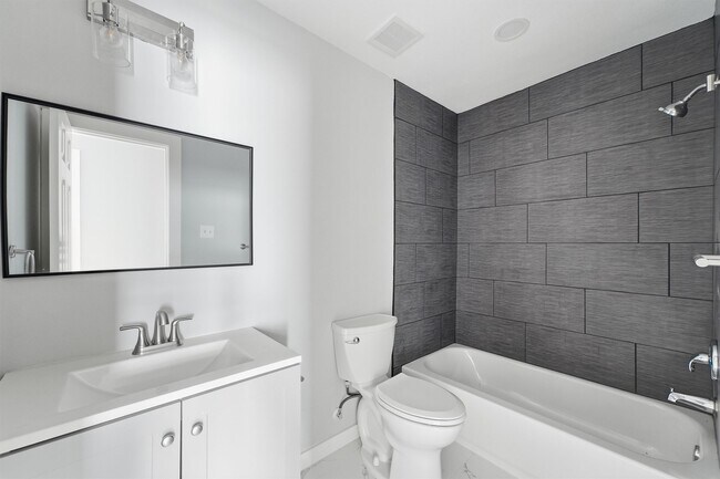 Building Photo - 25414 Barmby Dr