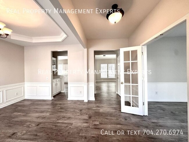 Building Photo - 18124 Harbor Mist Rd