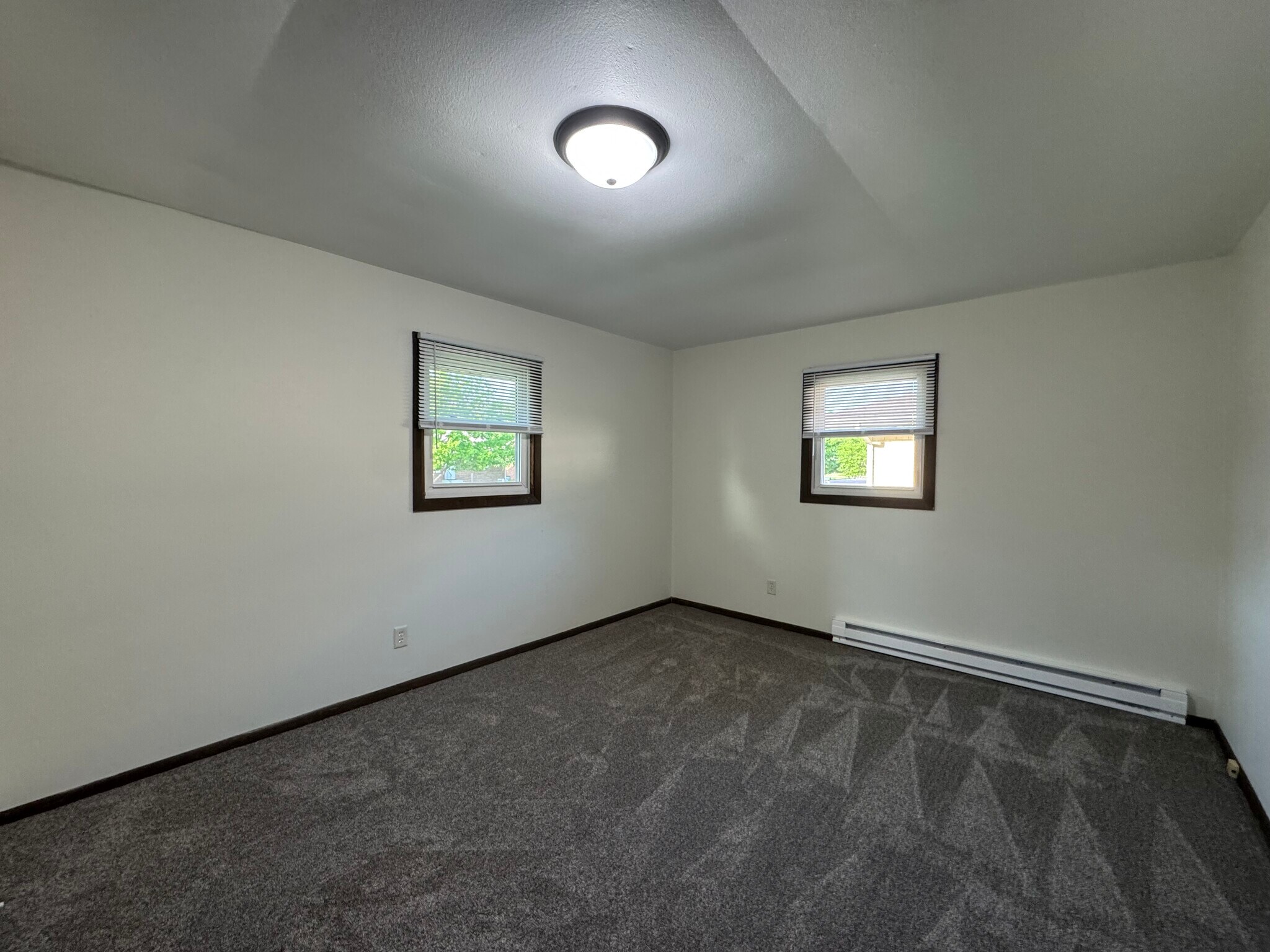 Building Photo - 3129 Runway Ave