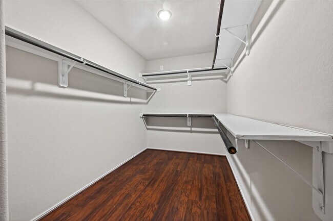 Building Photo - 20811 Birch Hts Trl