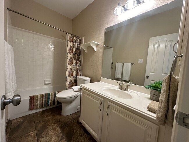 Building Photo - 1604 Canyon Oak