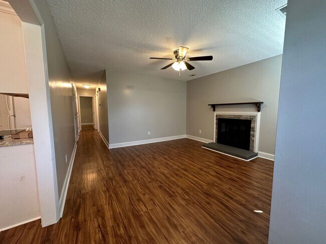Building Photo - 1788 Solar Ln