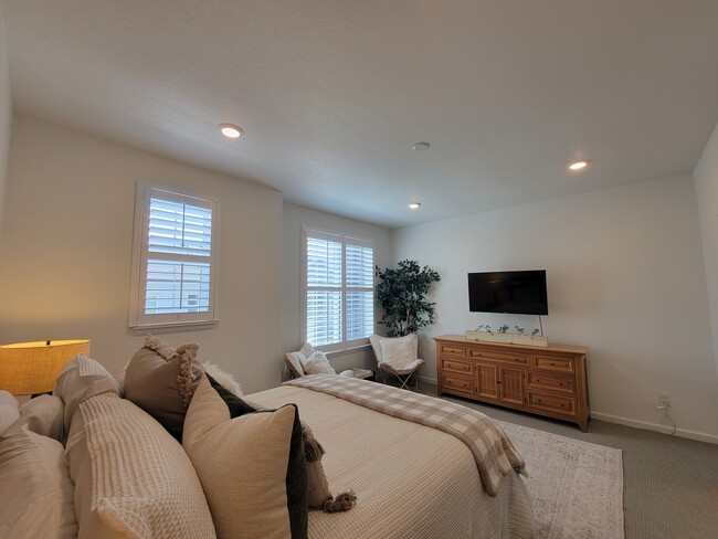 Building Photo - 478 Millwall Cir