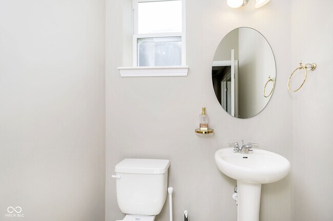 Building Photo - 11916 Redpoll Trl