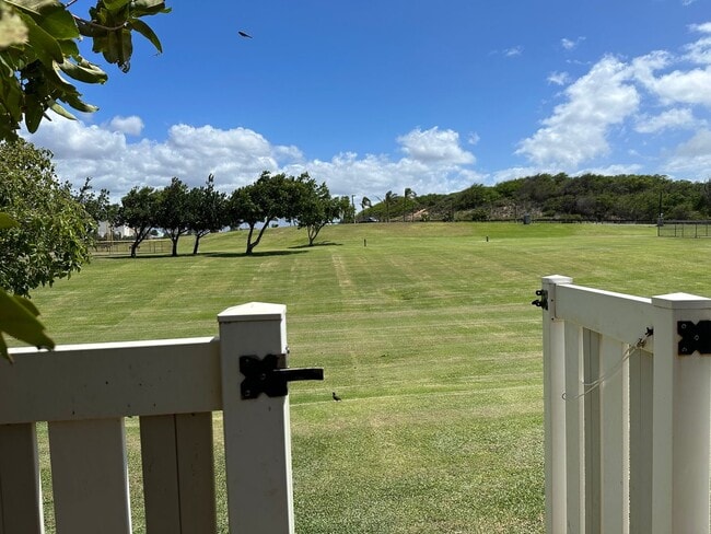 Building Photo - 398 Kanaloa Ave