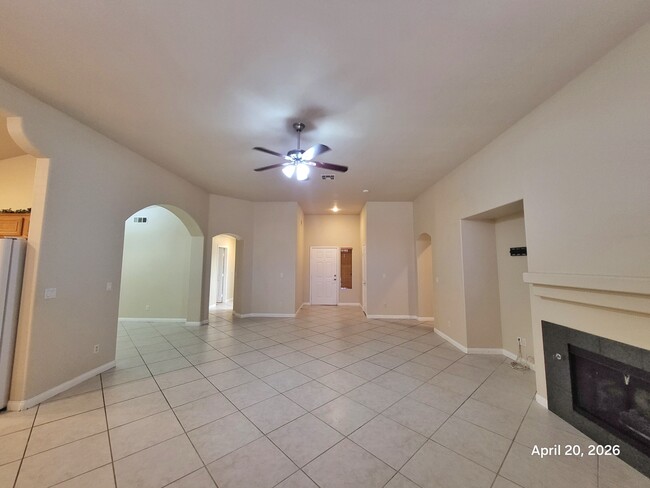 Building Photo - 9045 San Marin St