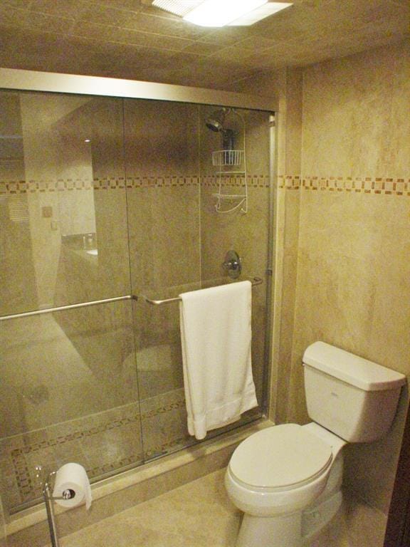 Building Photo - 405 N Ocean Blvd