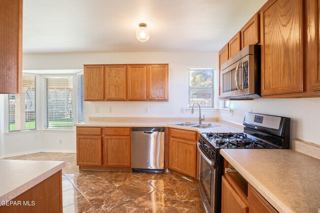 Building Photo - 1497 Dunlin Pl