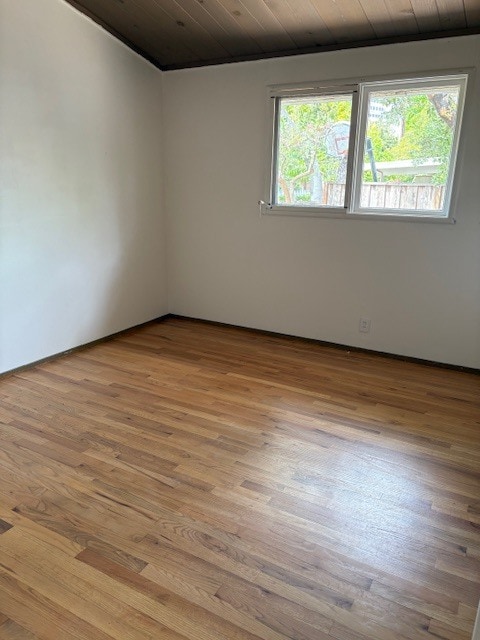 Building Photo - 624 S Baywood Ave