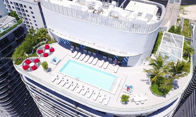 Building Photo - 45 SW 9th St