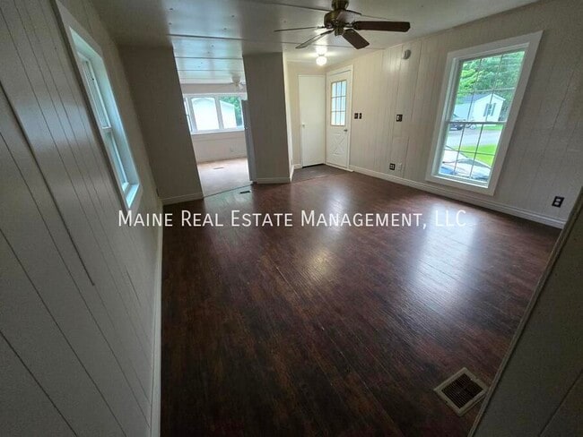 Building Photo - 36 Pheasant Hill Trailer Park