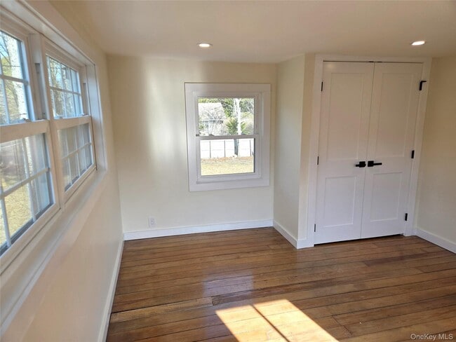 Building Photo - 85 Lewis Rd