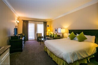 Building Photo - 30 Strada Di Villaggio