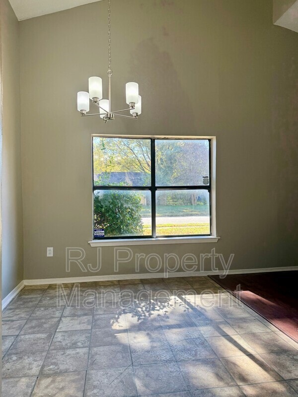 Building Photo - 3486 Meier Dr