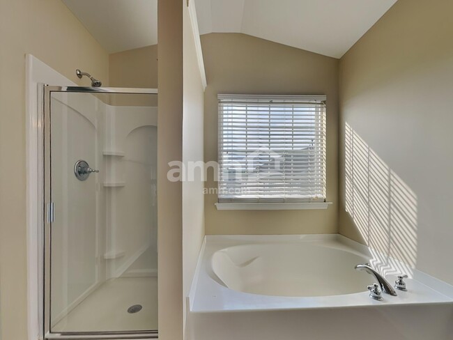 Building Photo - 4 Byswick Ct