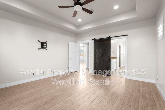 Building Photo - 1457 S Canyon View Dr