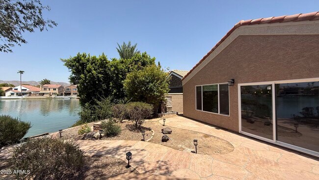 Building Photo - 16222 S 34th Way