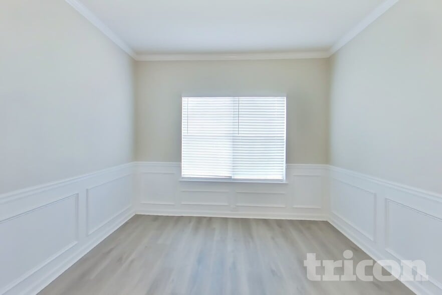 Building Photo - 7587 Poplar Falls St