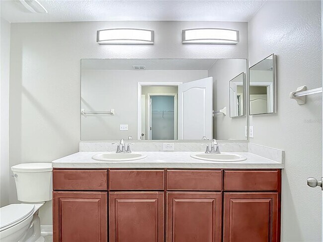 Building Photo - 20451 Berrywood Ln